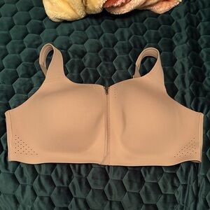 Seamless Nude Women's Sports Bra